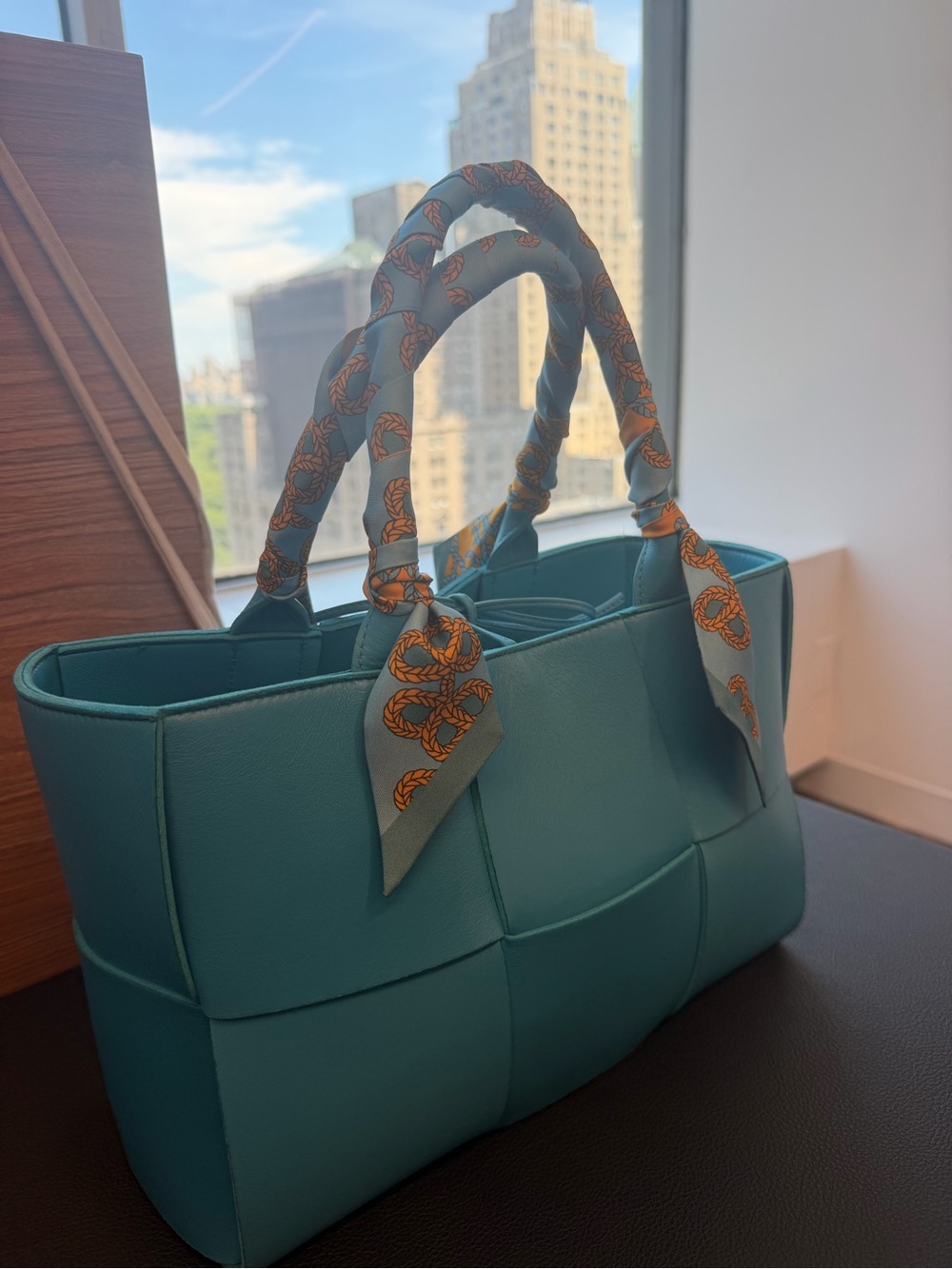 Bottega Veneta Arco tote - Picture 3 of 4